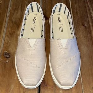 TOMS Women's Alpargata Loafer